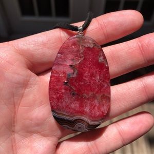 Red polished geode agate druzy pendant necklace